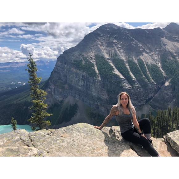 Meet your Posher, Megan - Picture 1 of 1